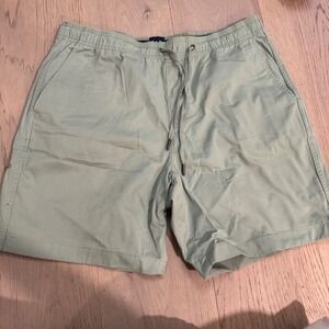 GAP Mens Chino Shorts Sage Green Elastic Drawstring Waist Size Large Relaxed Fit
